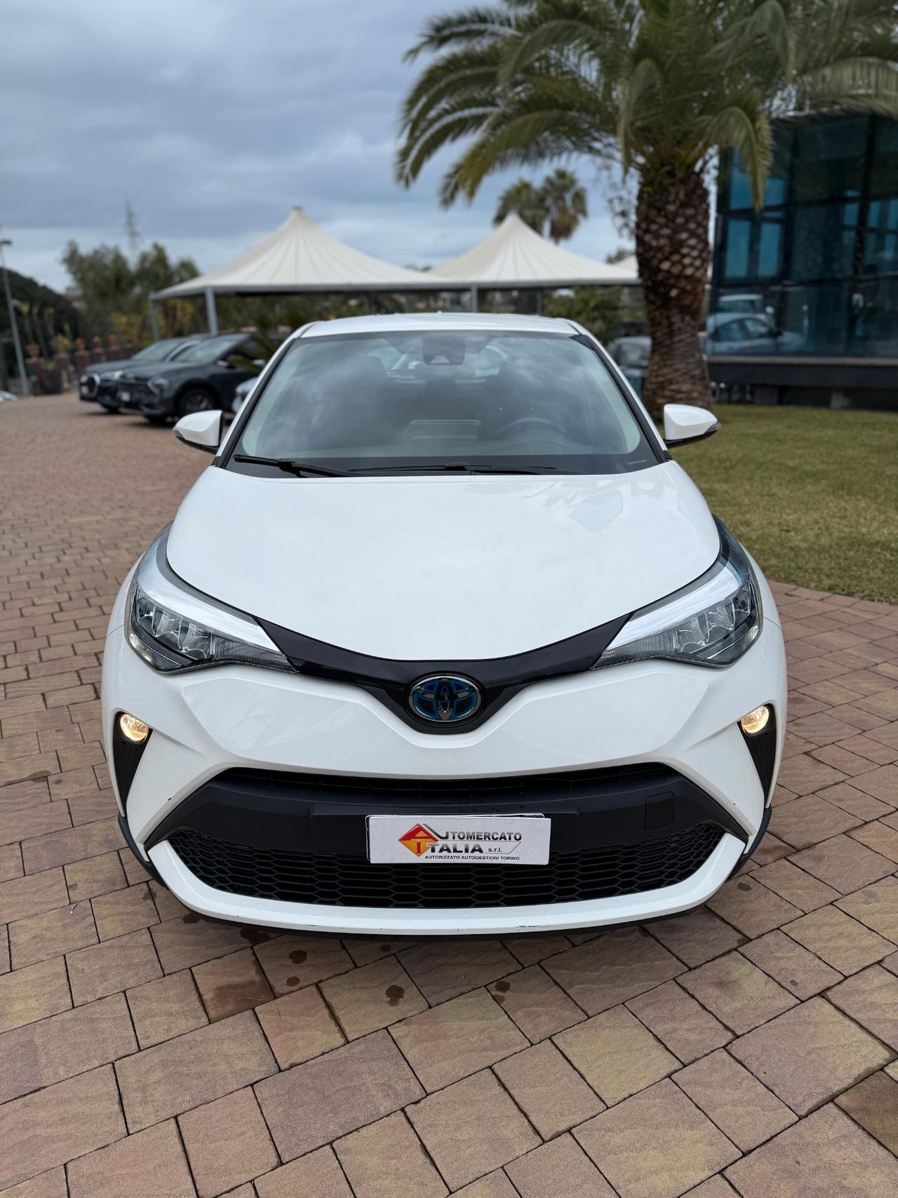 Toyota C-HR 1.8 Hybrid E-CVT Business