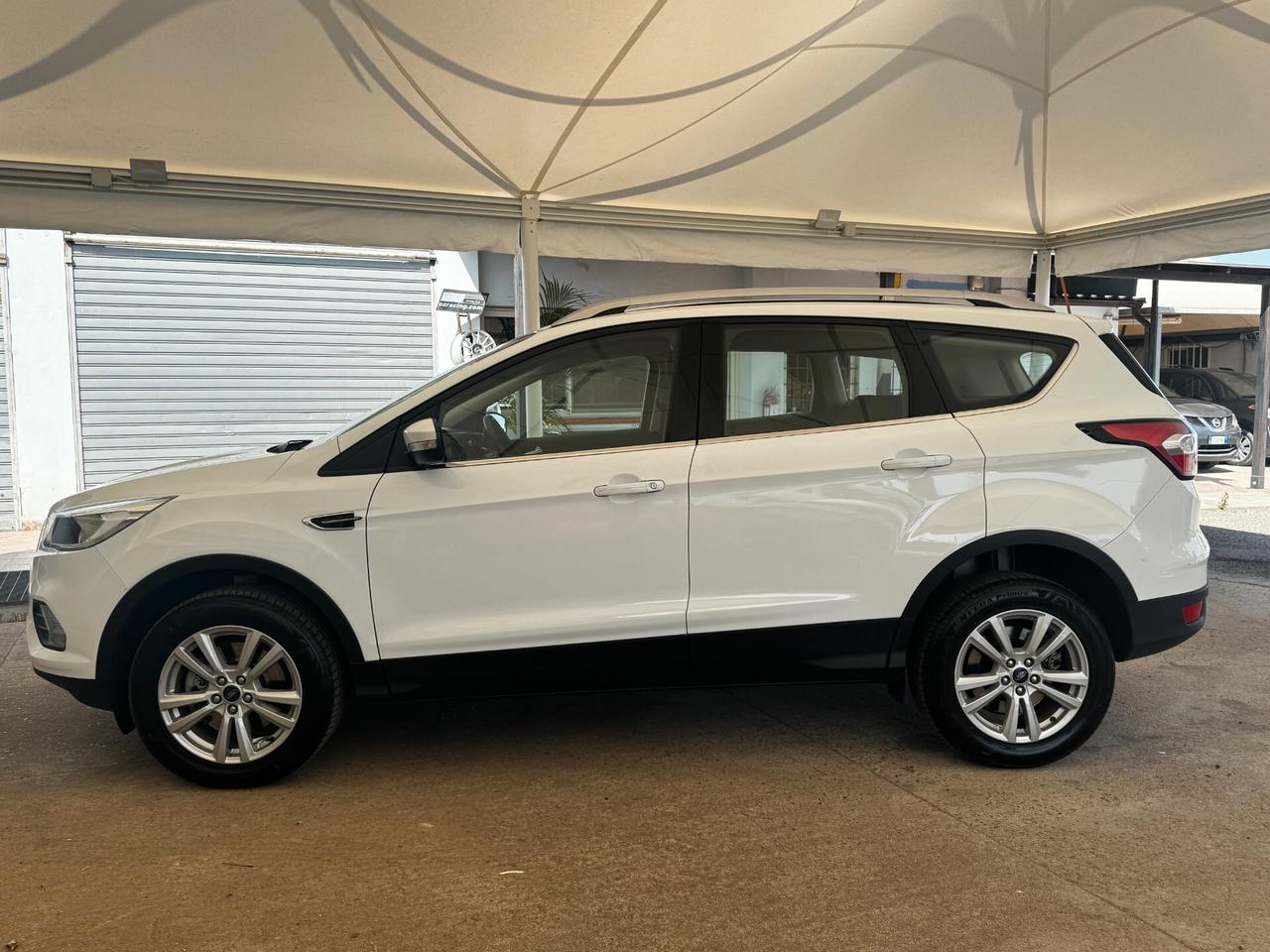 Ford Kuga 1.5 TDCI 120 CV 2WD Plus - 2018