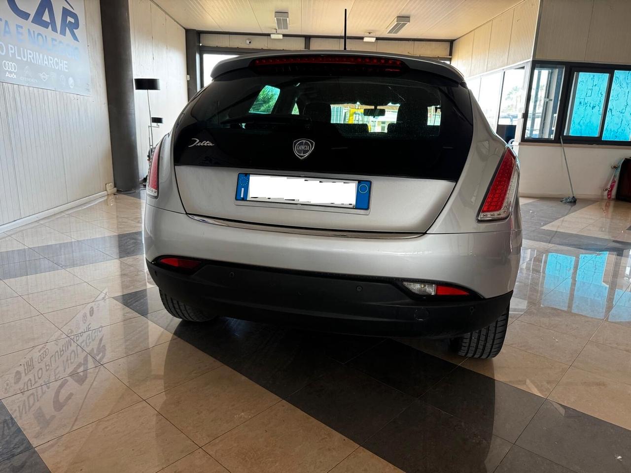 Lancia Delta 1.6 MJT DPF Platino