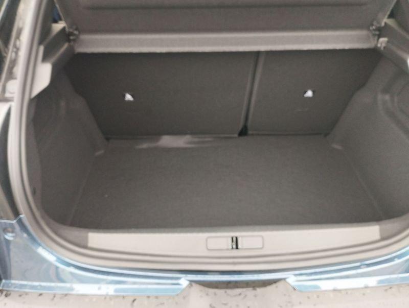 Lancia Ypsilon Ibrida Ibrida 100cv Ypsilon e-DCT se con finanziamento extrasconto 1000 €