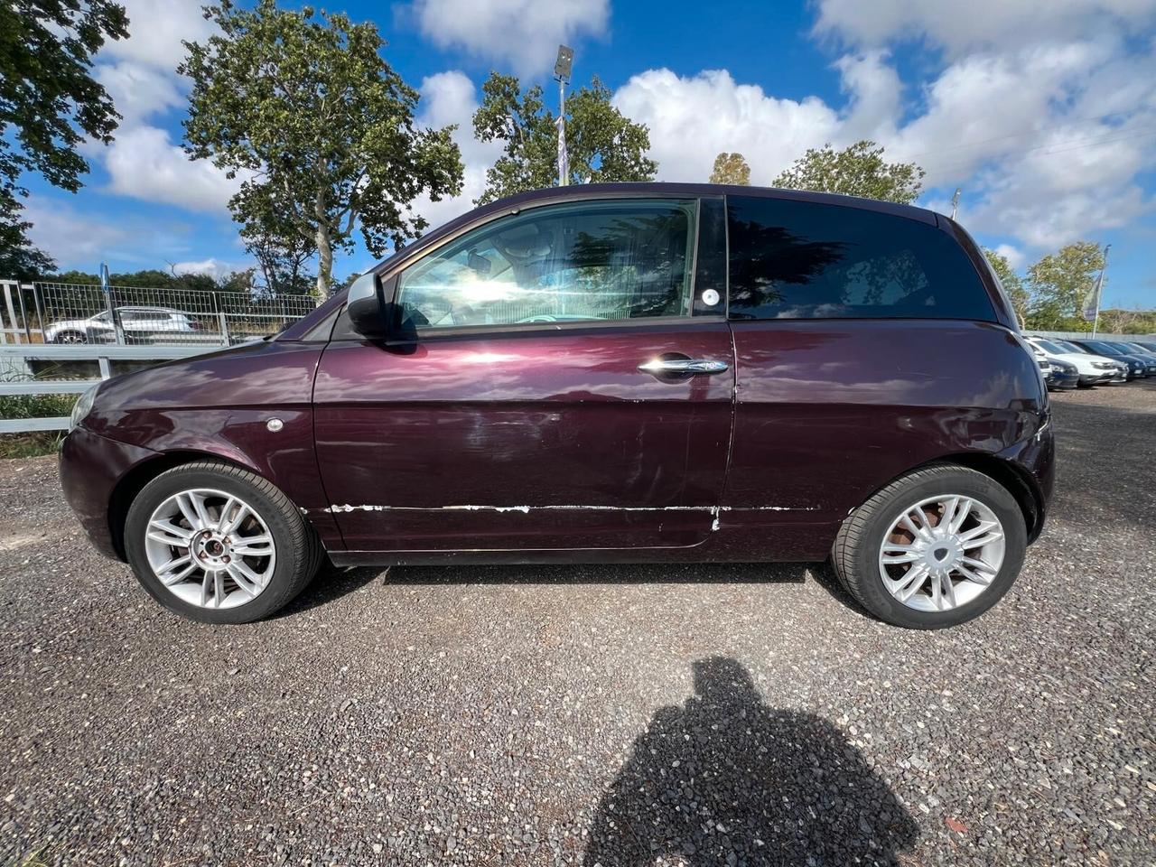 Lancia Ypsilon 1.4 Platino Ecochic GPL