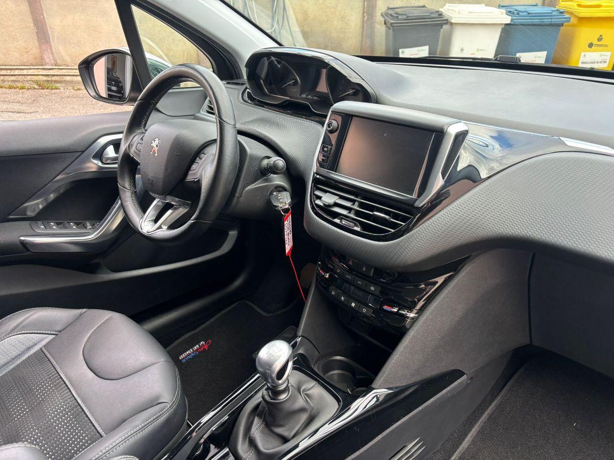 PEUGEOT 2008 1.6 BlueHDi 120CV S&S Allure