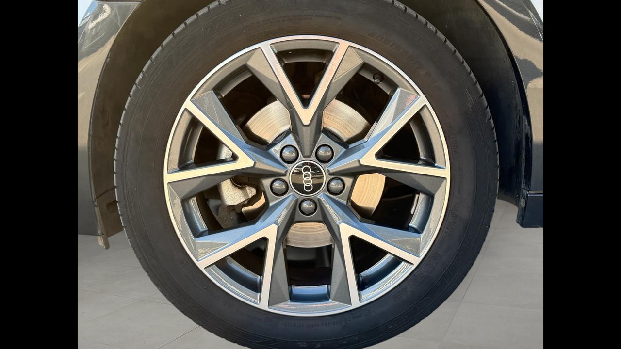 AUDI A1 II 2022 allstreet - A1 allstreet 30 1.0 tfsi Admired 110c