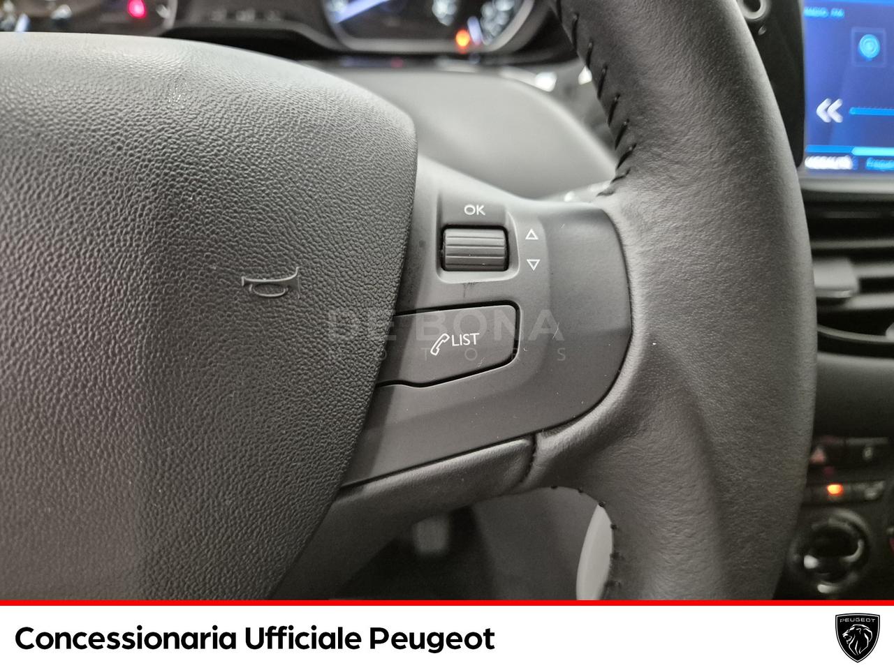 Peugeot 208 5p 1.2 puretech active s&s 82cv neopatentati