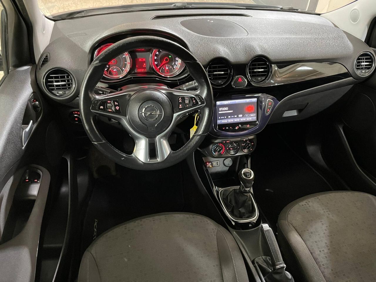Opel Adam 1.2 70 CV White/Black Link GPL