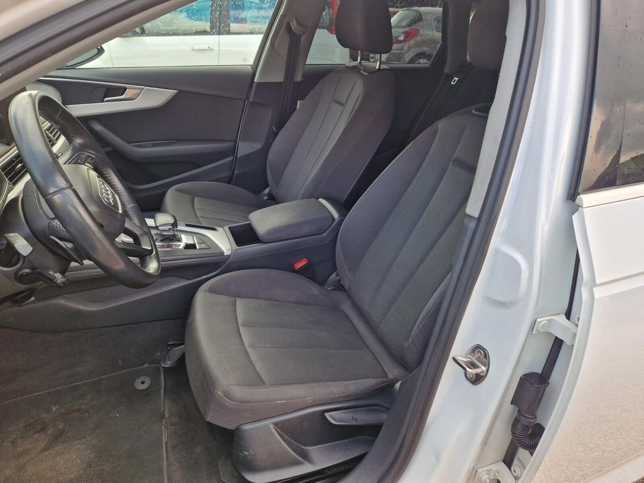 Audi A4 Avant 35 TDI S tronic Business