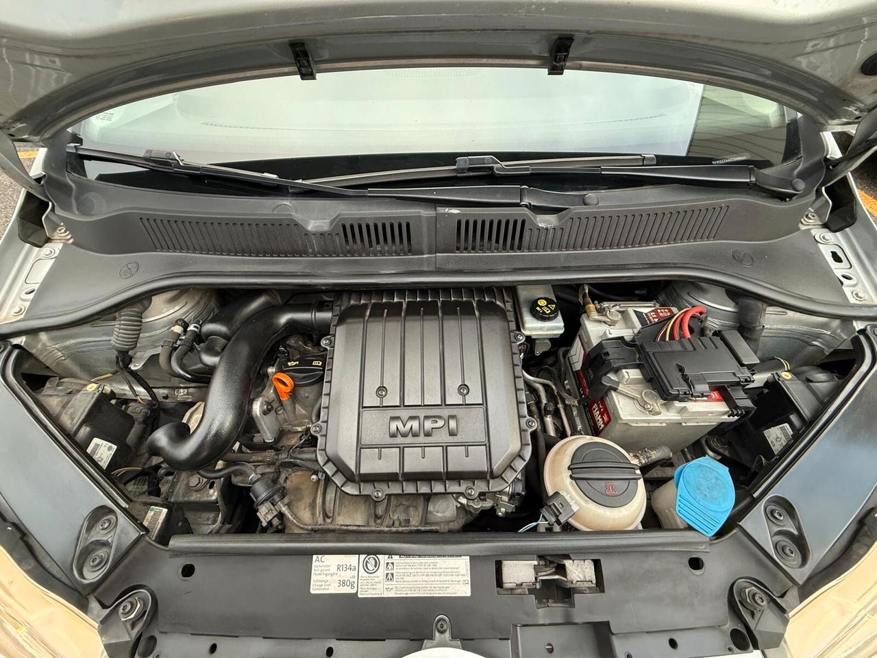 Volkswagen up! 1.0 75 CV 5p. high ***NAVIGATORE / OK NEOPATENTATI***