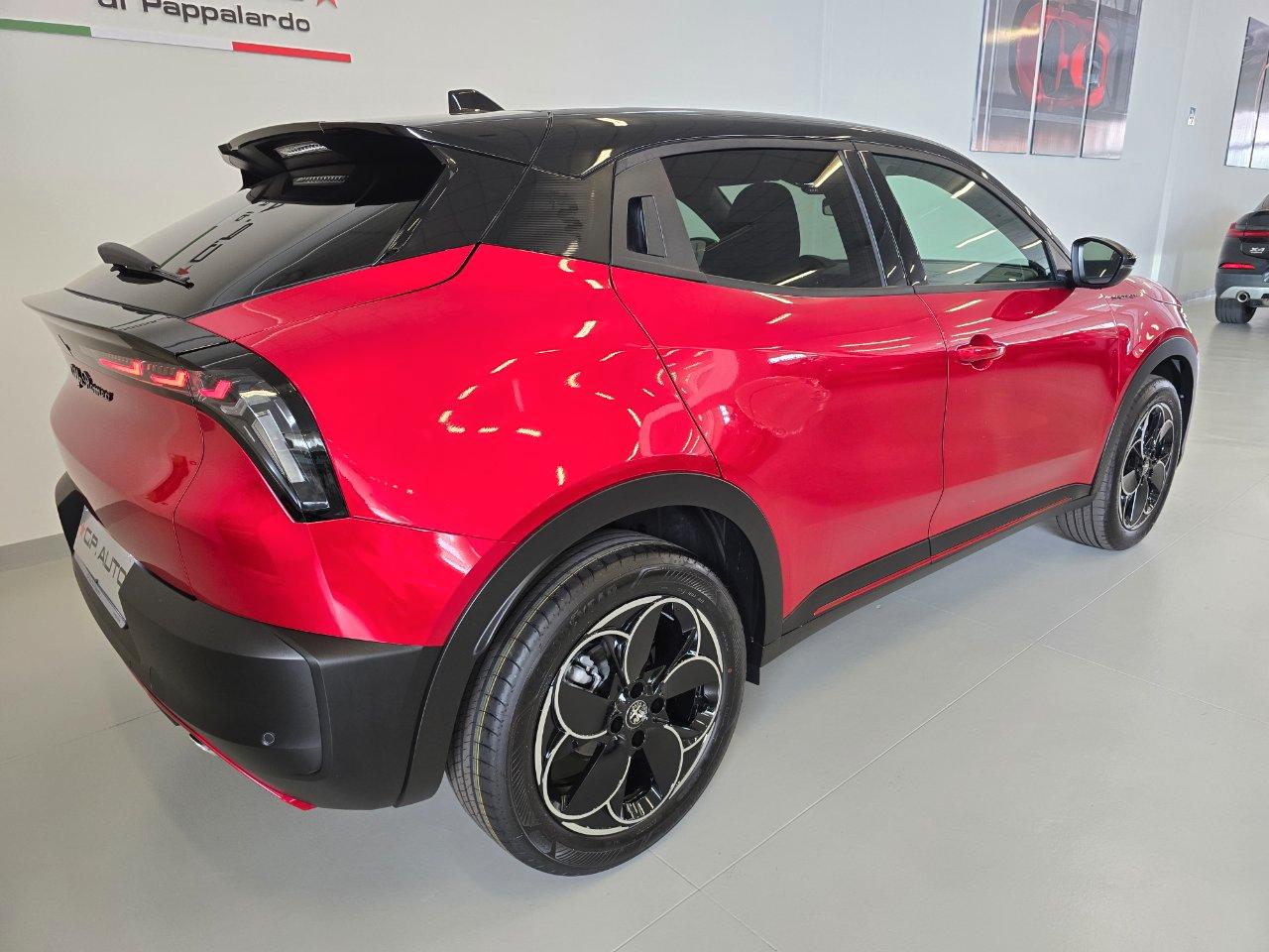 Alfa Romeo Junior 1.2 ibrida Speciale 145cv edct6