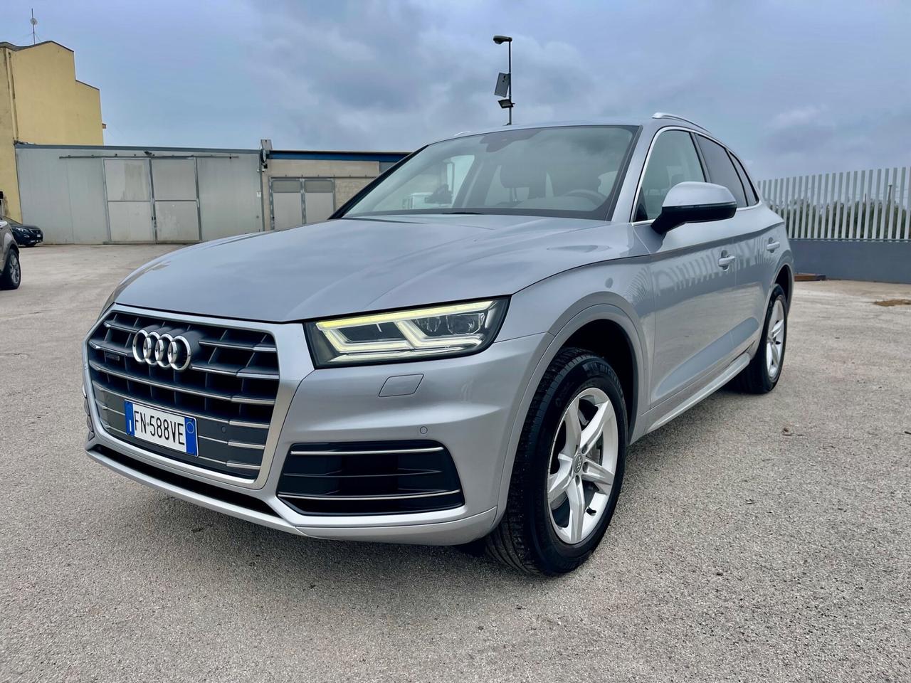 AUDI Q5 2.0 TDI 190CV QUATTRO SPORT FULL MATRIX 18