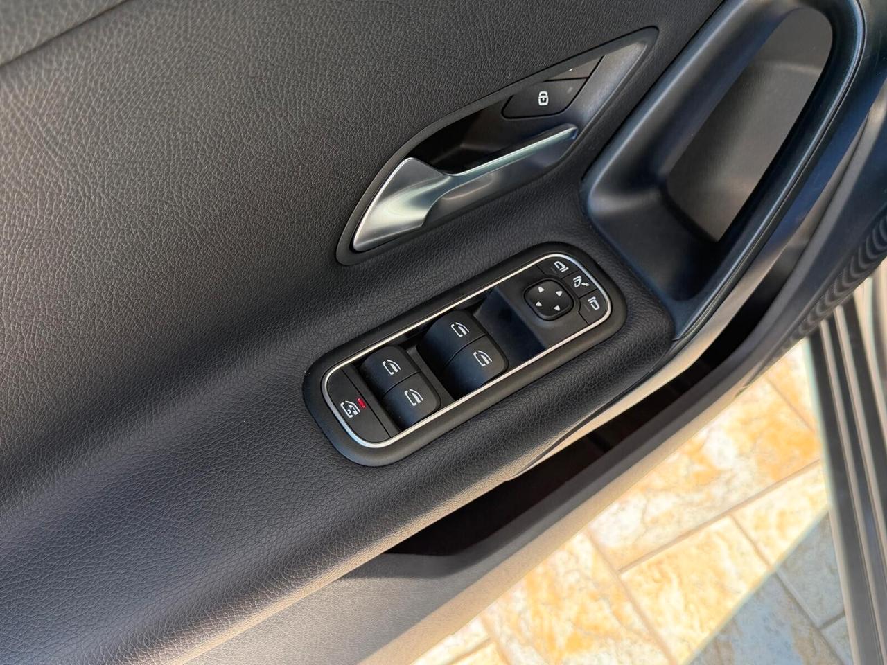 Mercedes-benz A 180 d 116 Auto Business - Italiana