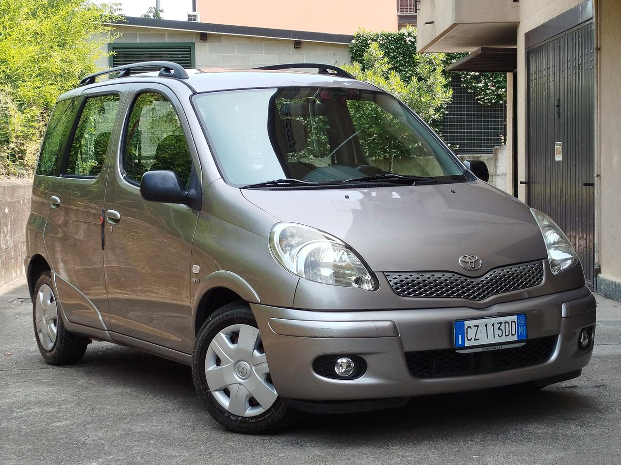 Toyota Yaris Verso 1.3 BENZINA 85cv / 79.000km