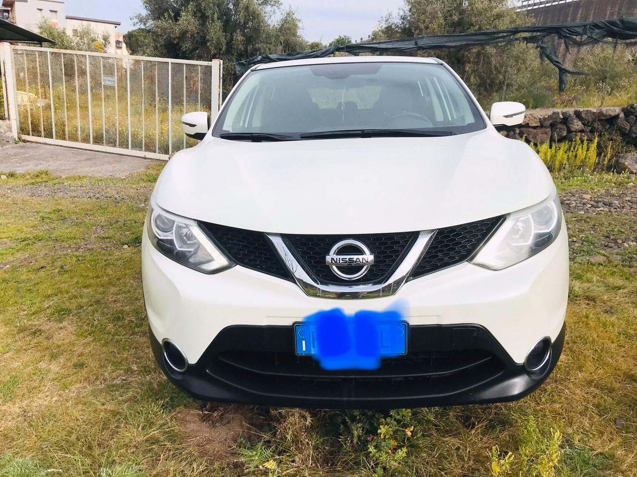 Nissan Qashqai 1.5 dCi Tekna diesel corso sicilia n 34 paterno'