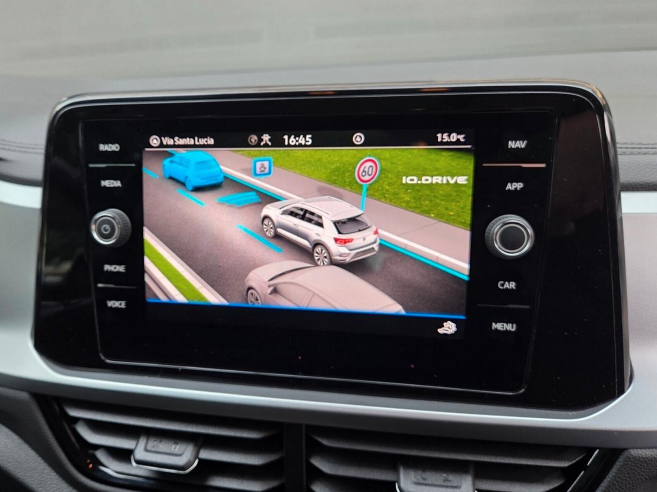 VOLKSWAGEN T-ROC 2.0 TDI 116 cv LIFE
