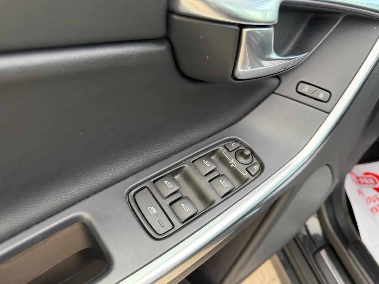 VOLVO XC 60 2.0 D3 150CV GEARTRONIC MY17 69000KMM