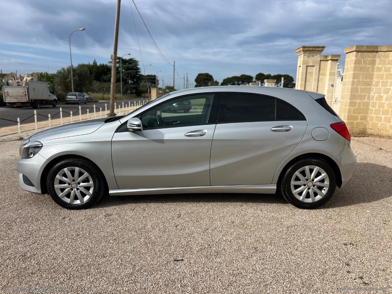 MERCEDES-BENZ A 160 d Executive