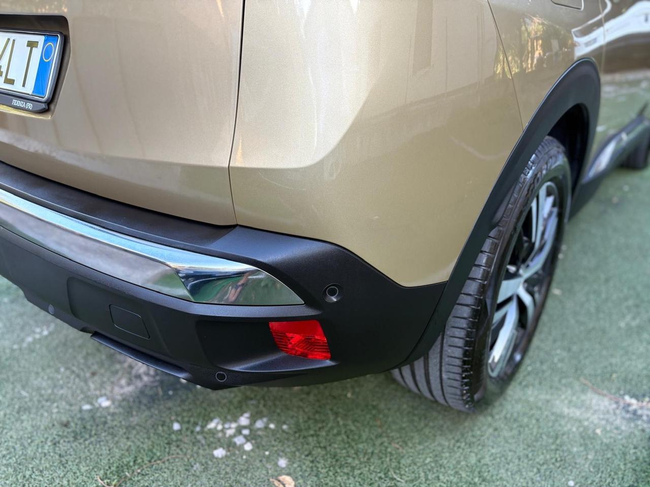 PEUGEOT 3008 ALLURE HDI COME NUOVA