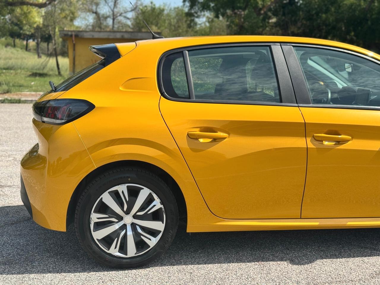 Peugeot 208 PureTech Active -TUA SENZA VINCOLI-