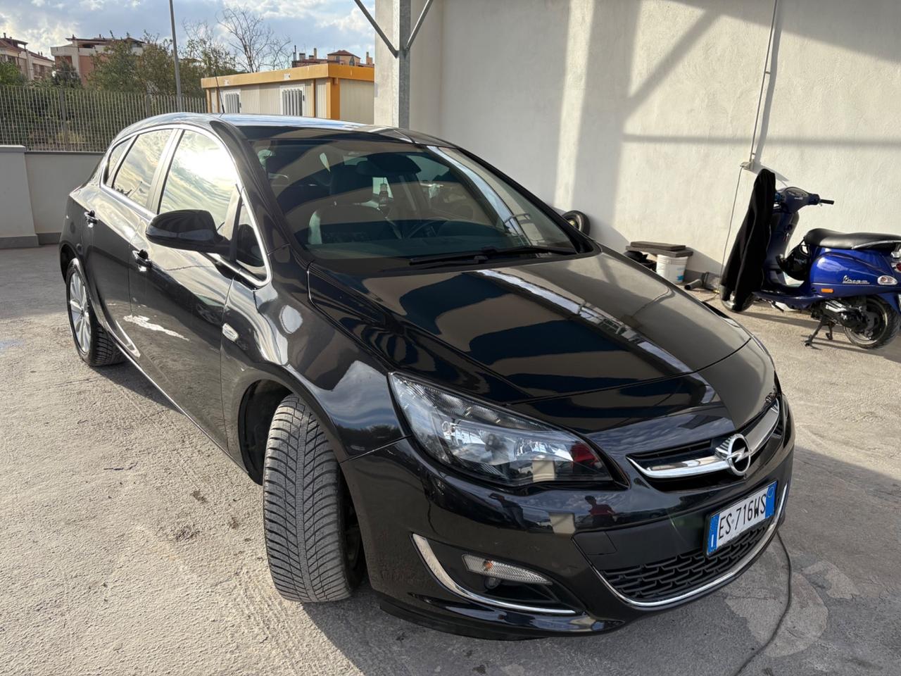 Opel Astra 1.7 CDTI 110CV 5 porte Cosmo