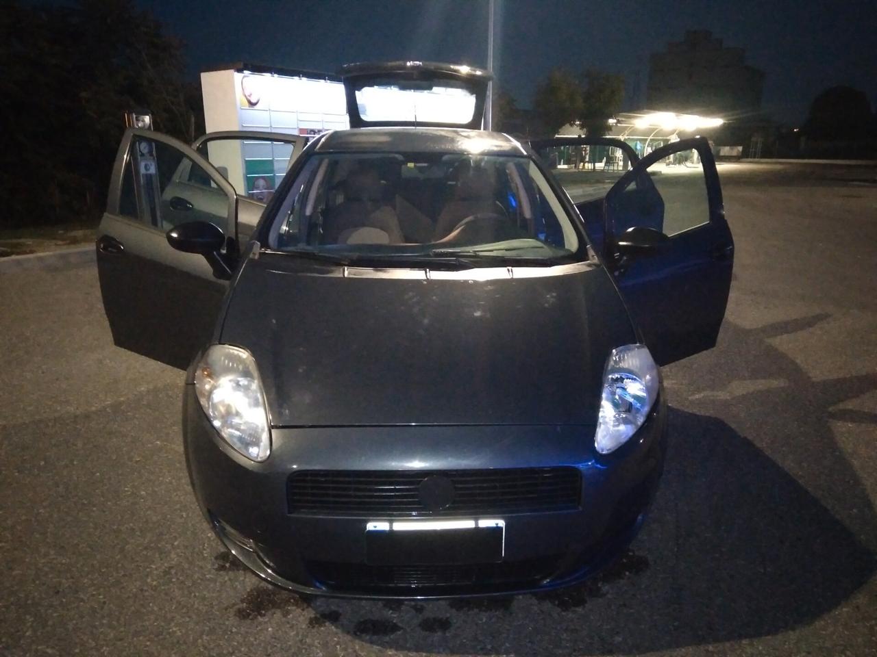 Fiat Punto Evo 1.3 Mjt 75 CV 5 porte Active x neopatentati