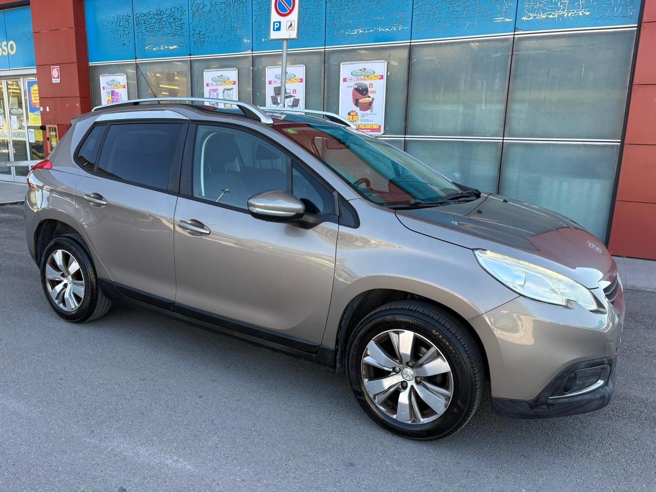 Peugeot 2008 1.6 e-HDi 92 CV Stop&Start Allure 126.000 KM