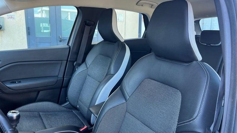 Renault Captur 1.5 Blue dCi 95cv Intens