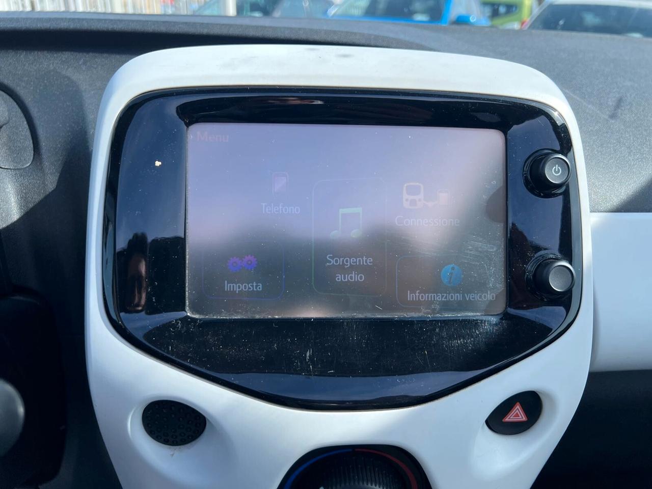 Peugeot 108 PureTech 82 5 porte Allure TOP!