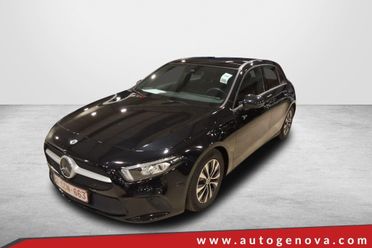 MERCEDES-BENZ A 180D 116CV 6M. BUSINESS SOLUTION ( FARI LED - NAVI PREMIUM - CRUISE - PARK ASSISTANT ) CC. 1.950