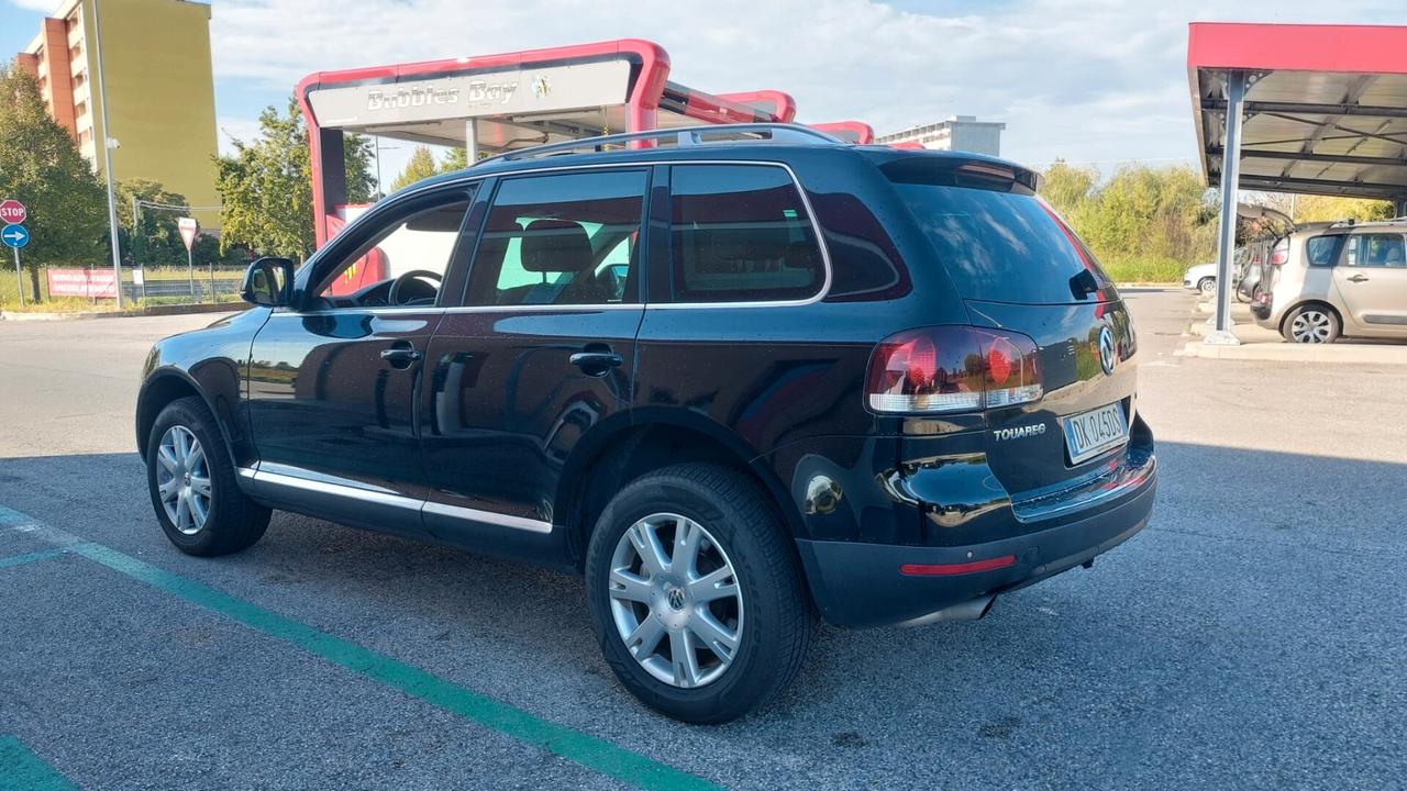Volkswagen Touareg 3.0 V6 TDI gancio traino
