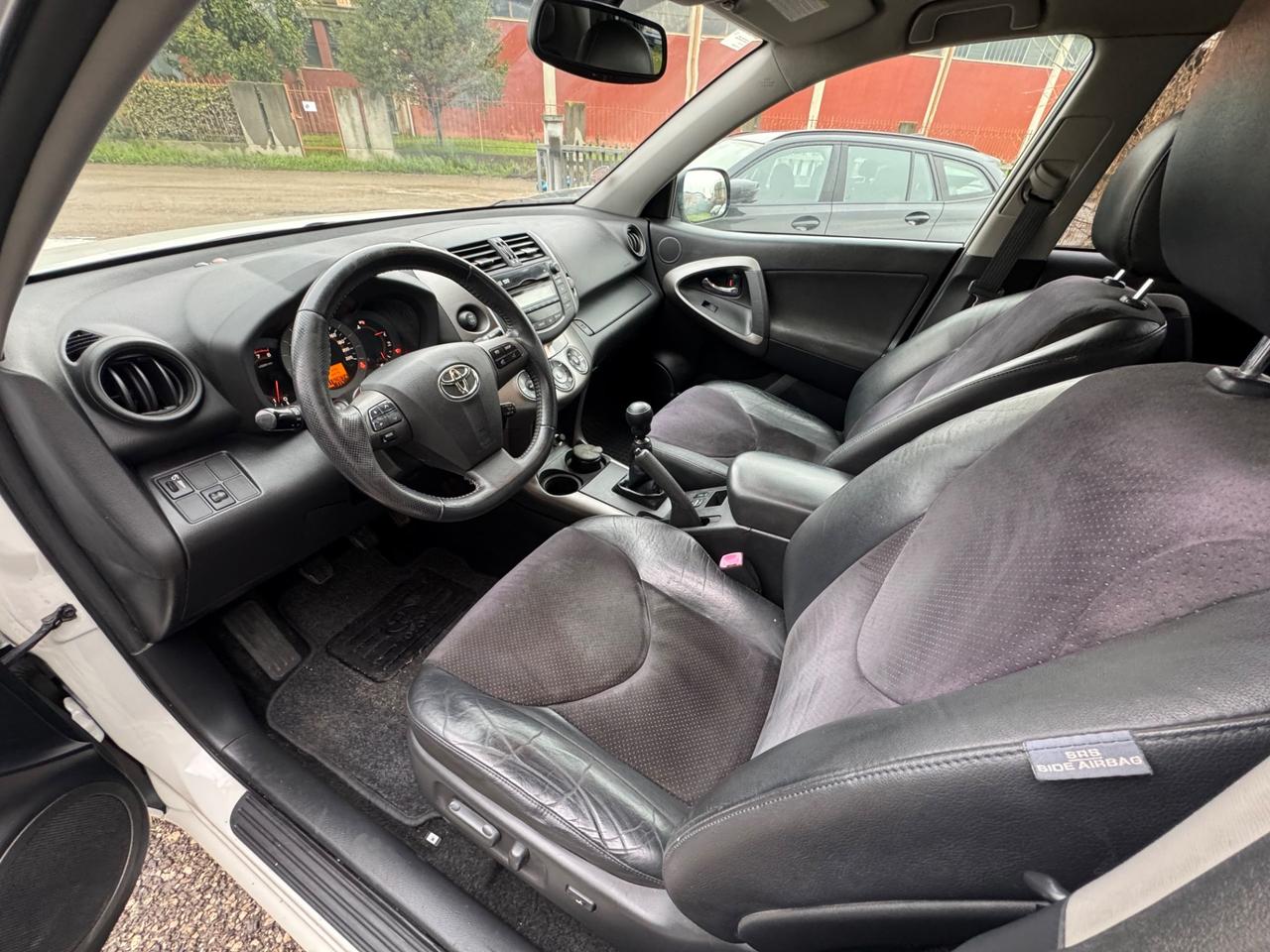 Toyota RAV 4 RAV4 Crossover 2.0 Exclusive