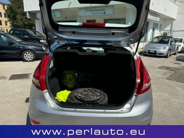 FORD Fiesta 1.4 5 porte Bz.- GPL Titanium