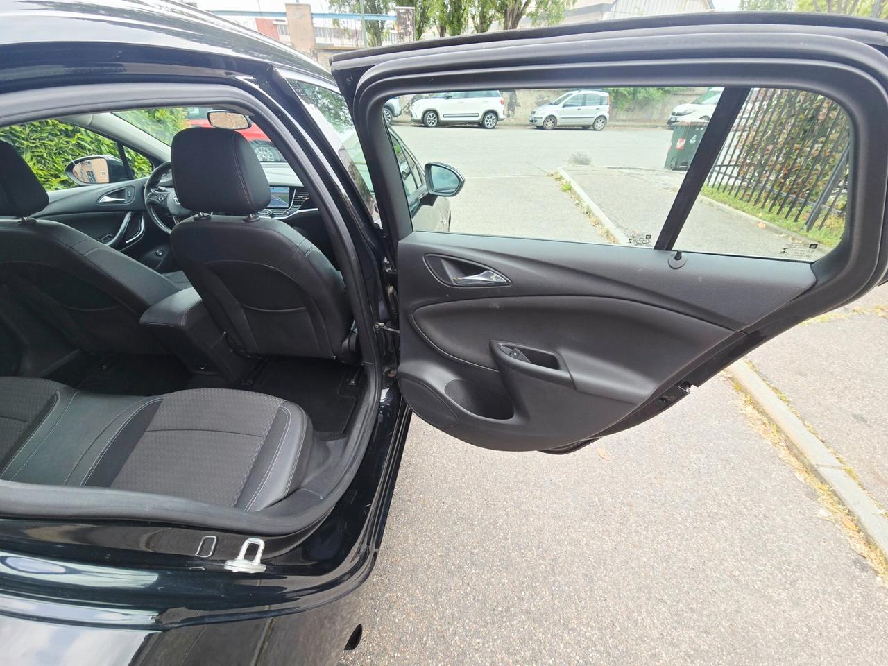 Opel Astra SportsTourer Cosmo 1.6 cdti (160cv) S&S Innovation
