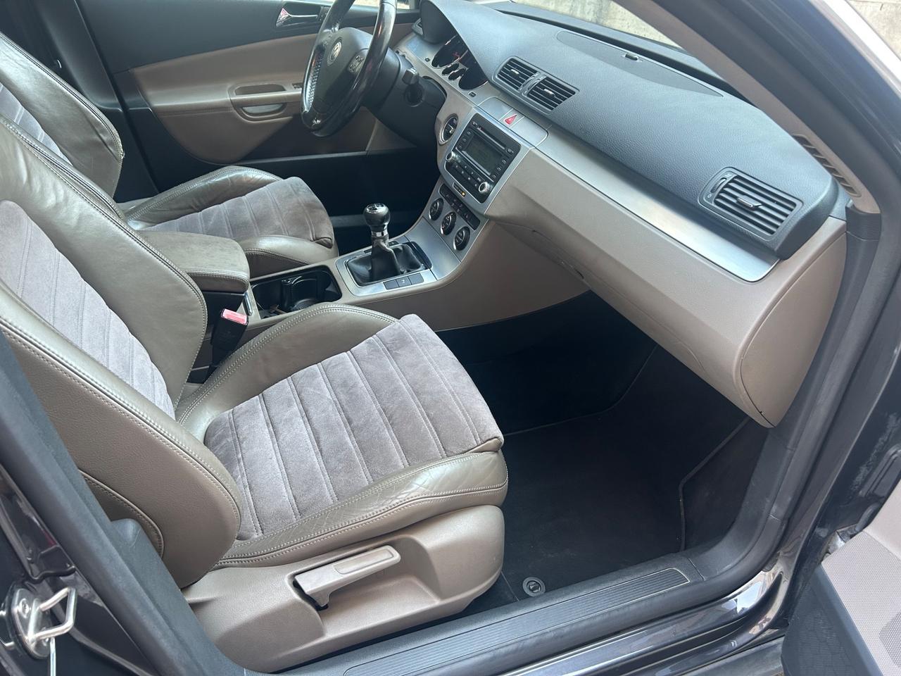 Volkswagen Passat 2.0 16V TDI 4mot. Var. Highline