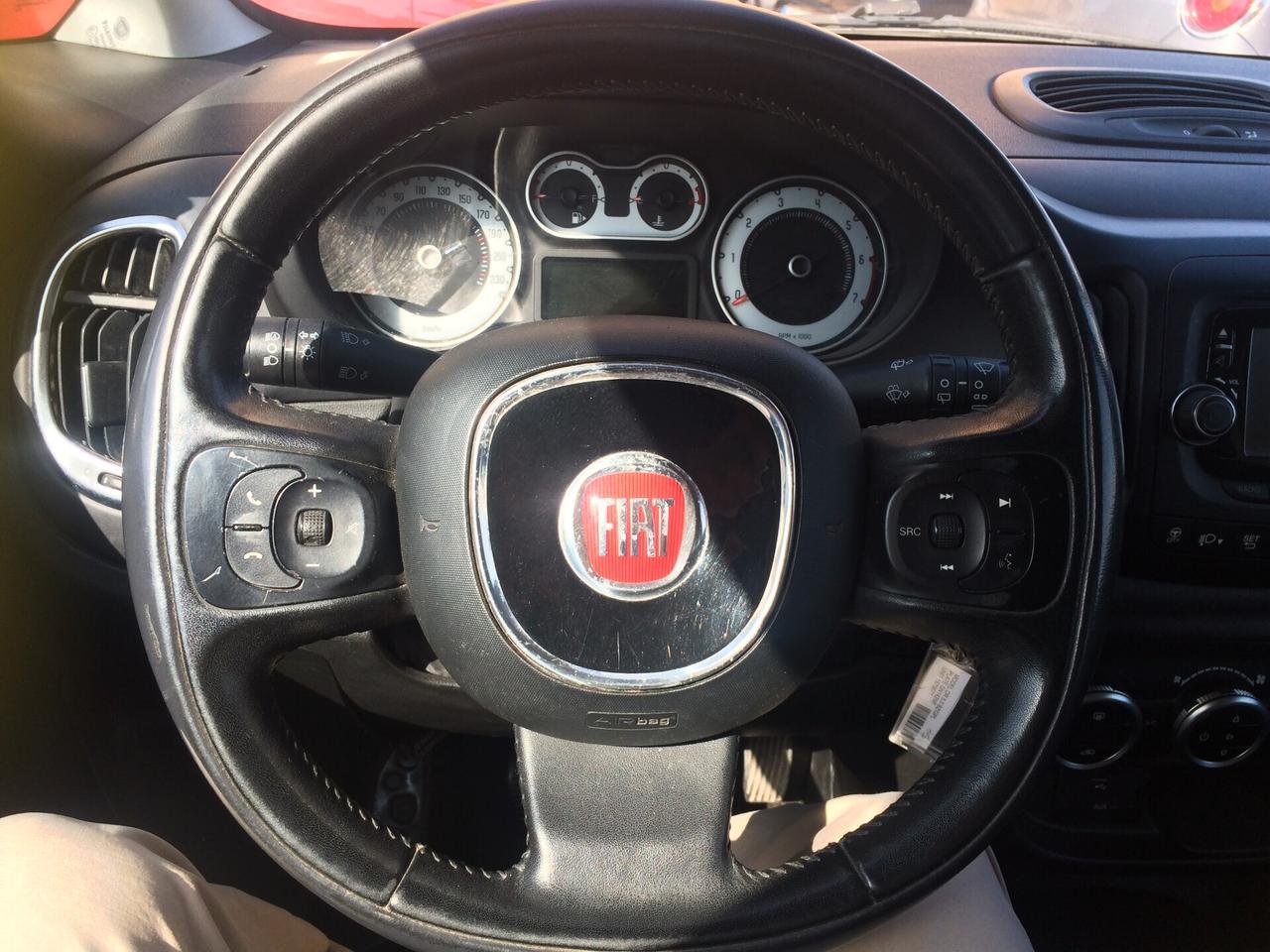 2014 Fiat 500L living 0.9 TwinAir Turbo Natural Power Lounge