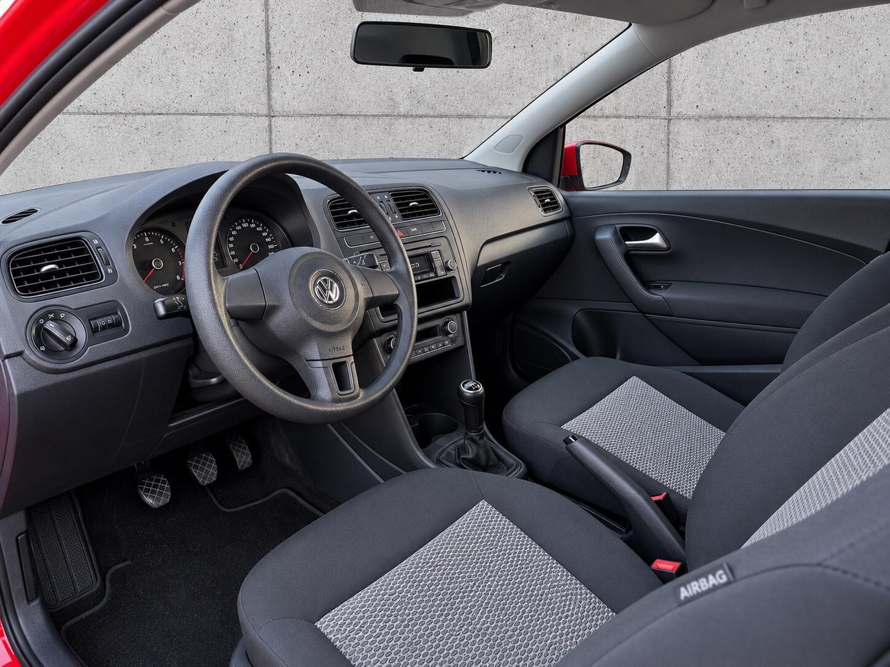Volkswagen Polo 1.2 anno 2012 cv 70 Neopatentati Garanzia 1 anno