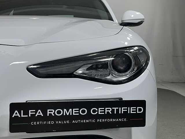 Alfa Romeo Giulia 2.0 Turbo 200 CV AT8 Business