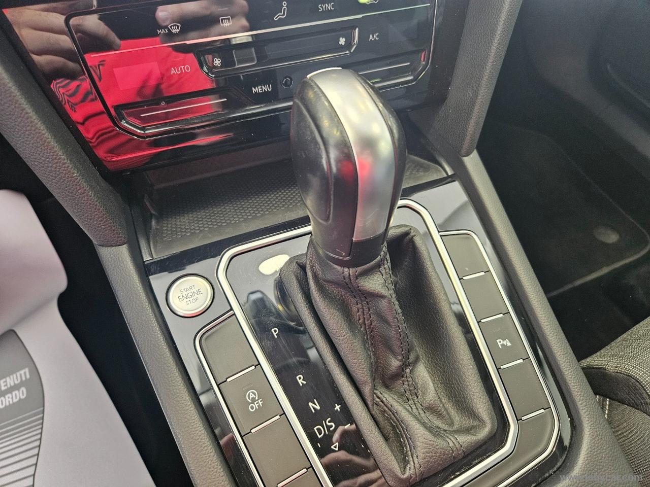 VOLKSWAGEN Passat Var. 2.0 TDI EVO DSG Business