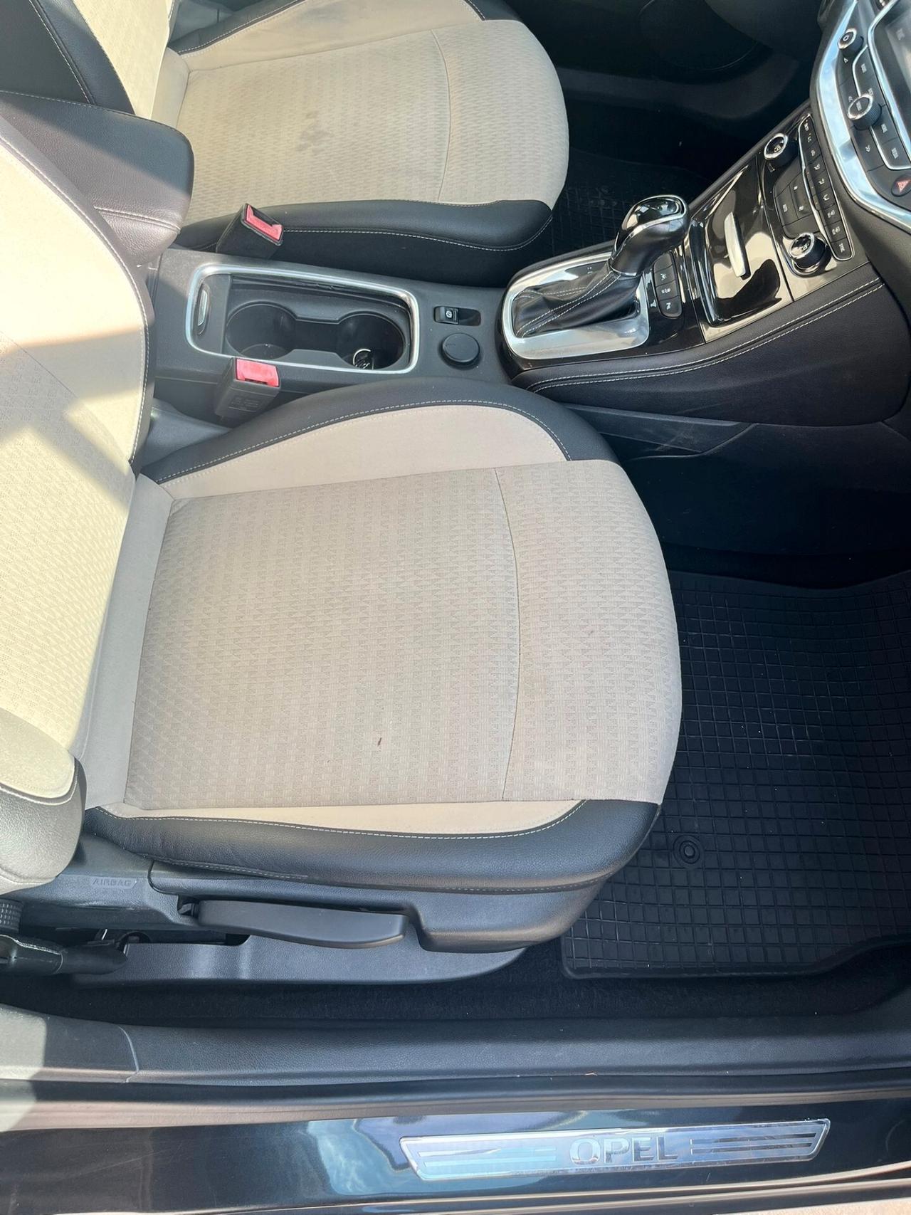 Opel Astra 1.6 CDTi 136CV Sports Tourer Innovation