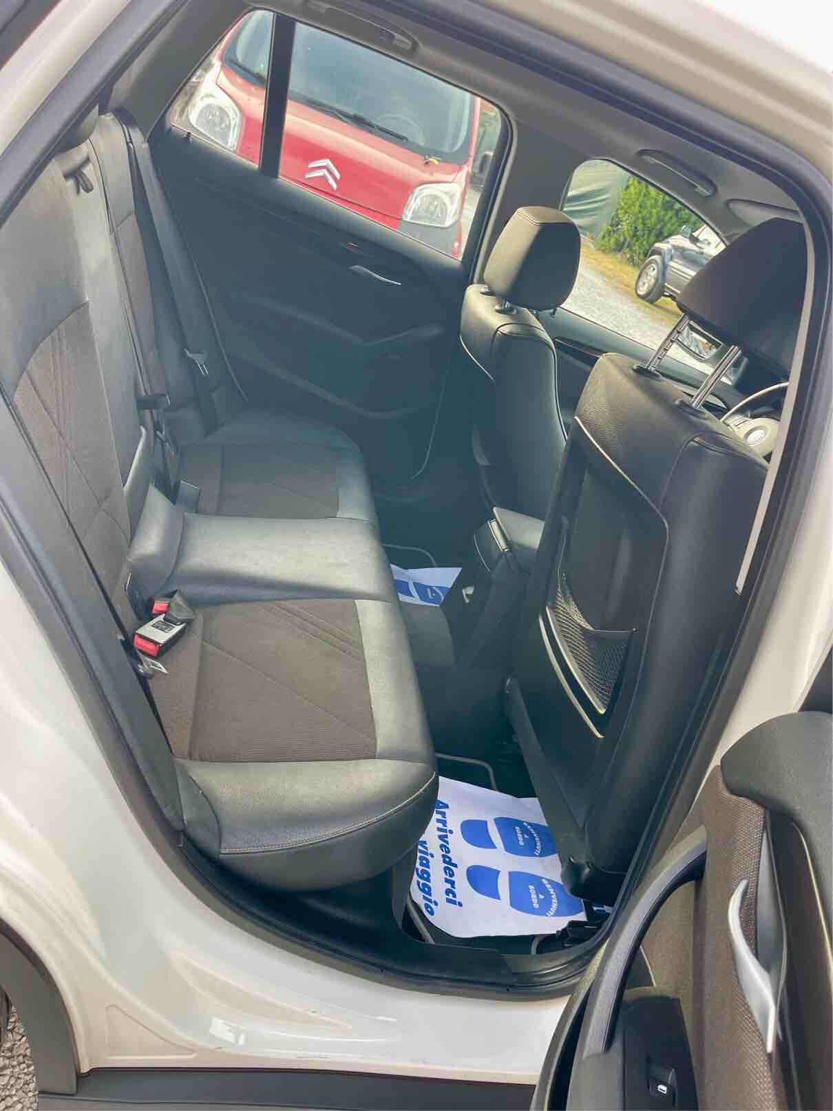 BMW X1 - SOLO 89 000 KM - UNICO PROPRIETARIO