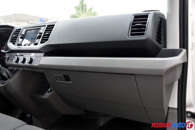 VOLKSWAGEN Crafter 50/35 2.0 TDI 122 CV L4 RWD CENTINA E TELO