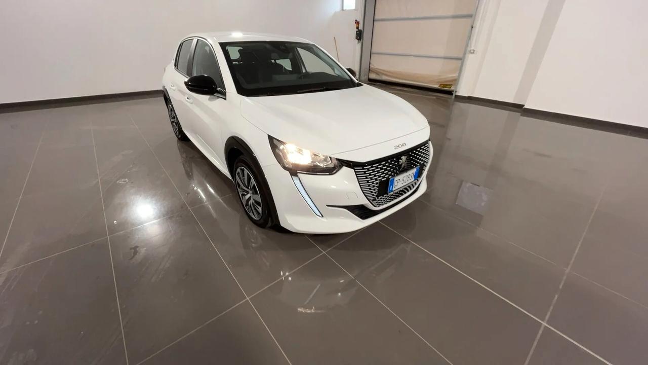 Peugeot 208 motore elettrico 136 CV 5 porte Active