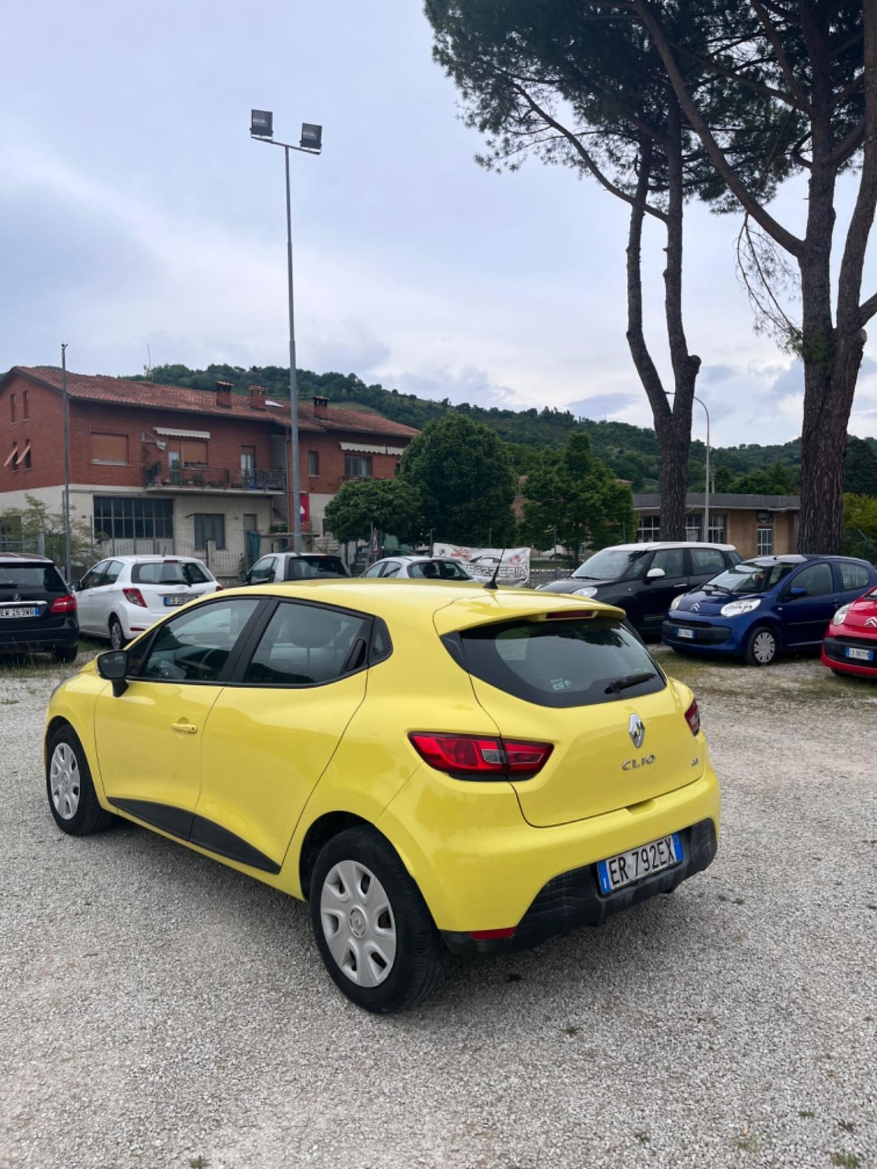 Renault Clio 1.5 dCi 75CV 2013 NEOPATENTATI