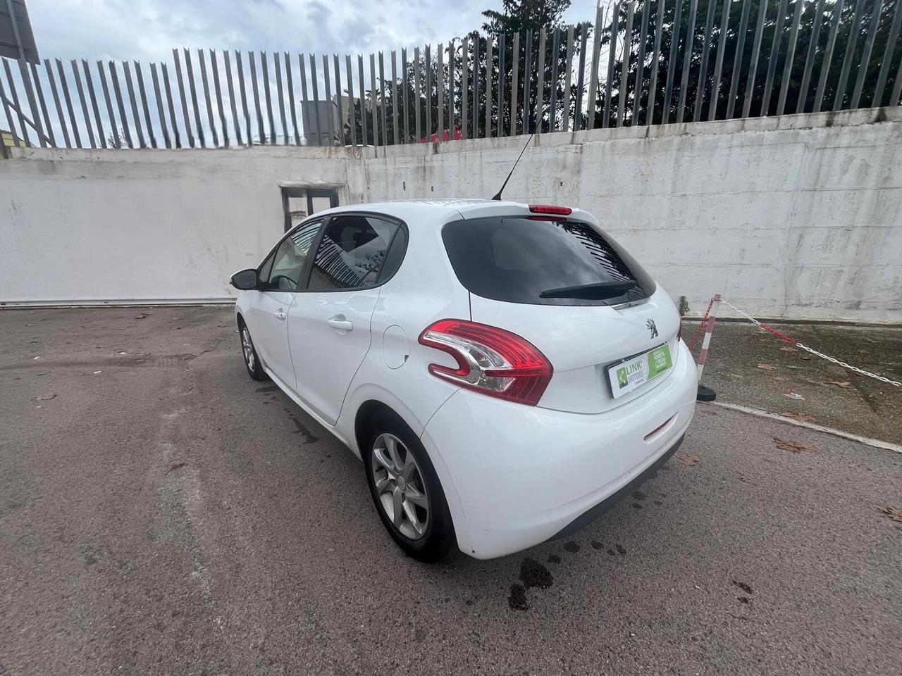 Peugeot 208 1.2 VTi 82 CV 5 porte Active