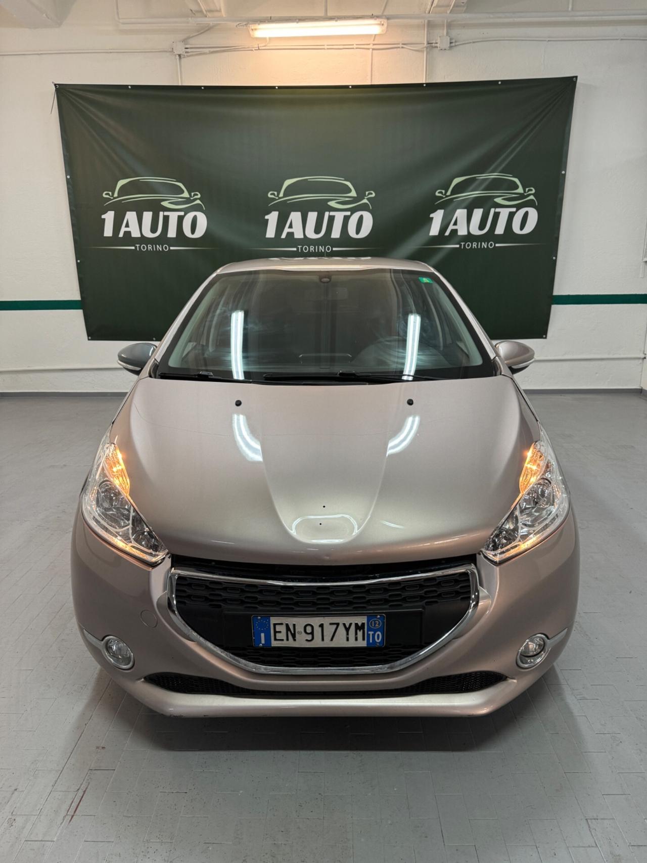 Peugeot 208 1.6 e-HDi 92 CV Stop&Start 5 porte Allure