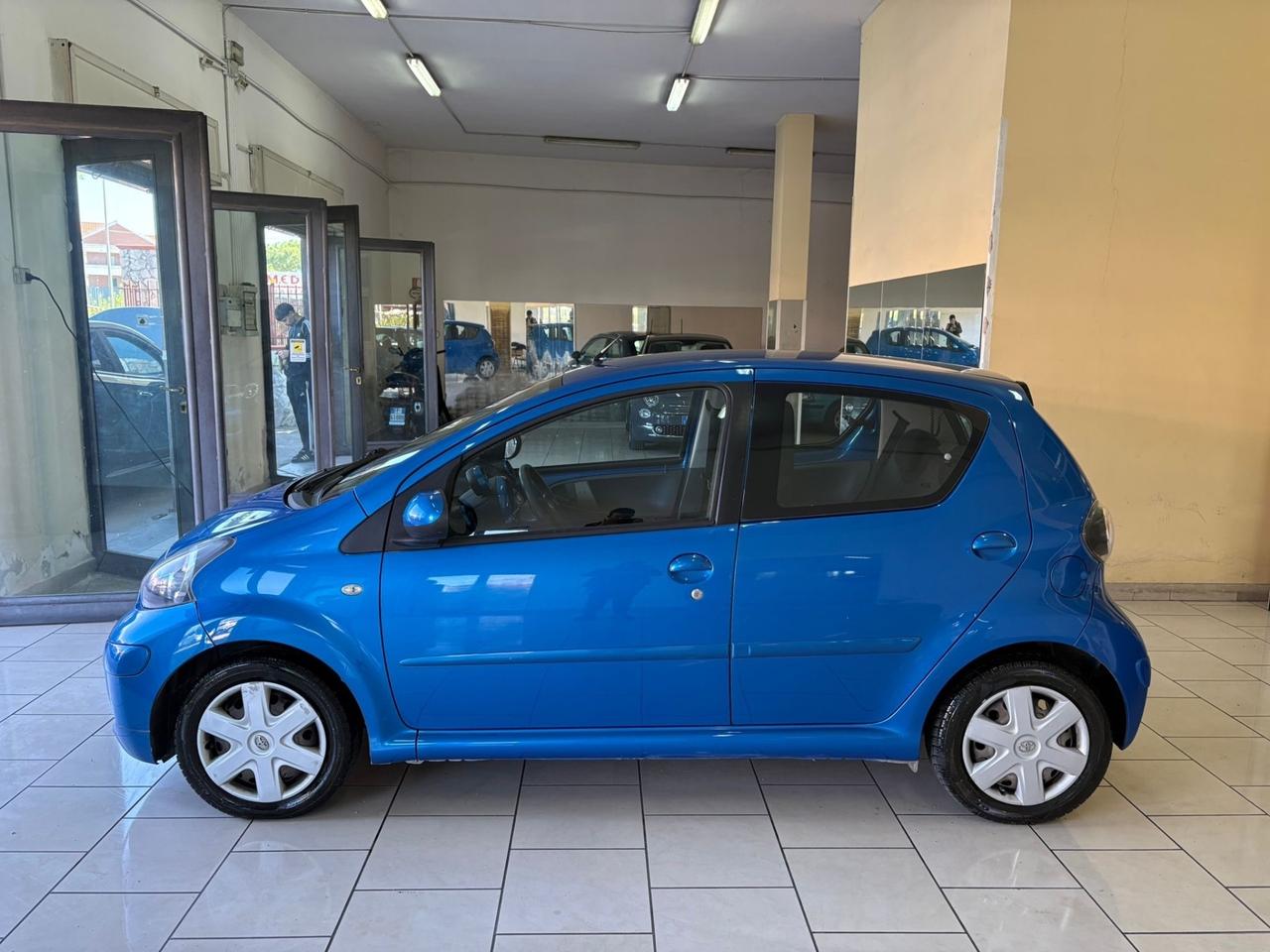 Toyota Aygo 1000 5 porte Full Optional