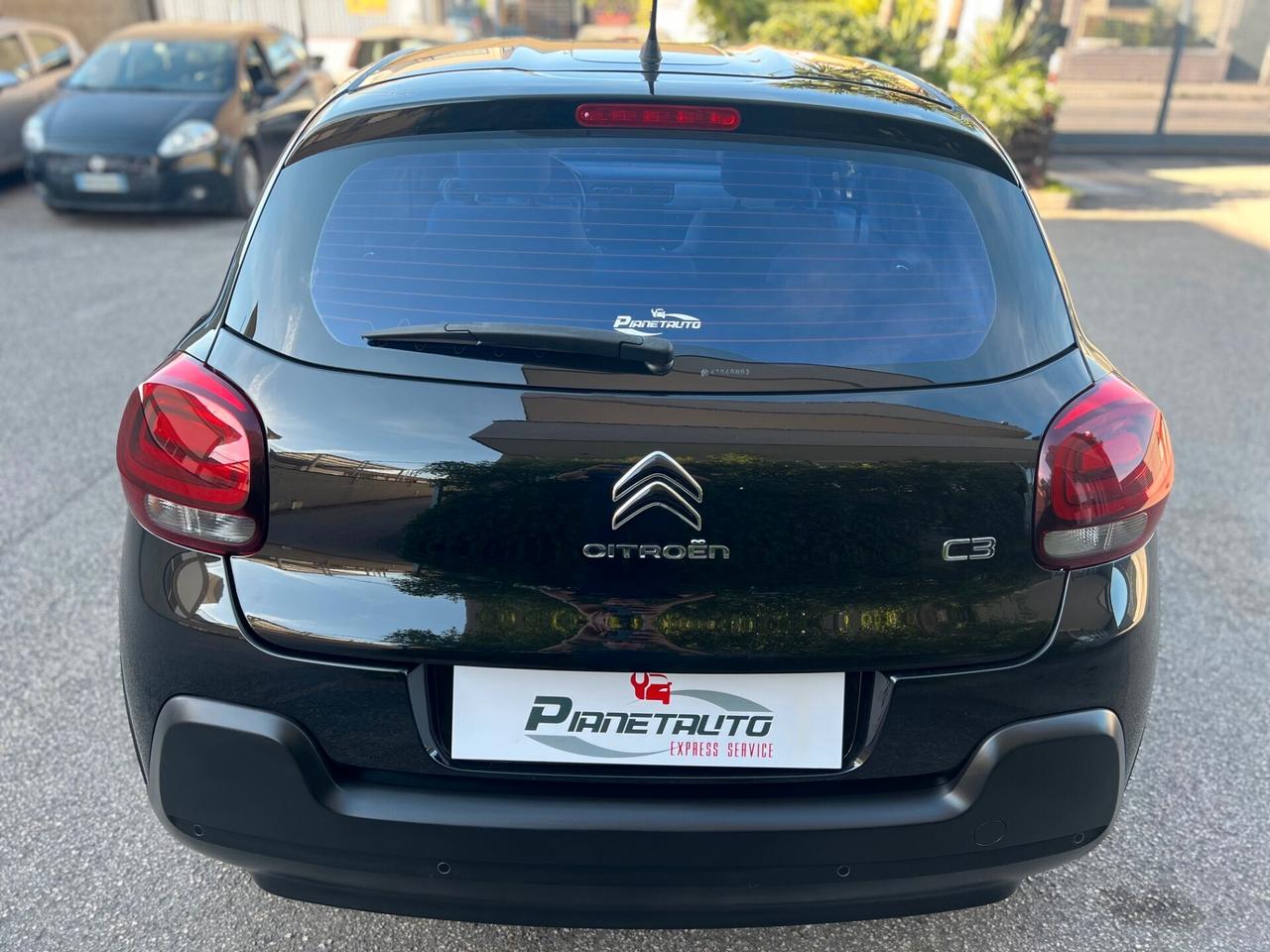 Citroen C3 1.2 puretech Shine 83cv NEOPATENT. NAVI/CAMERA/16;