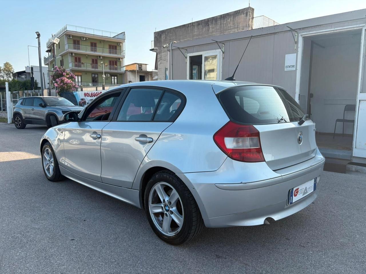 Bmw 118 118d cat 5 porte Futura