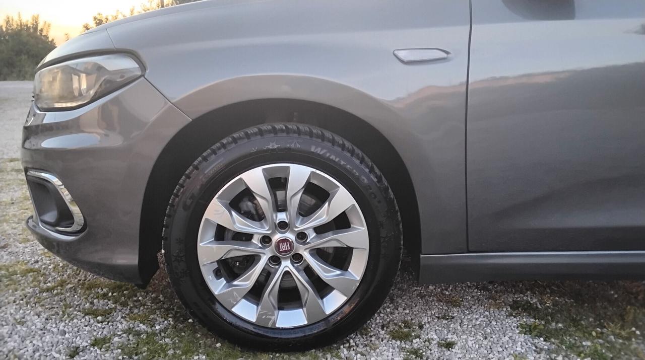 Fiat Tipo 1.6 Mjt S&S DCT SW Lounge