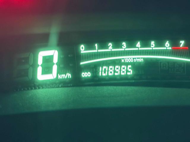 TOYOTA Yaris 108,985km 1.3 5p Sol senza nessun lavoro da fare