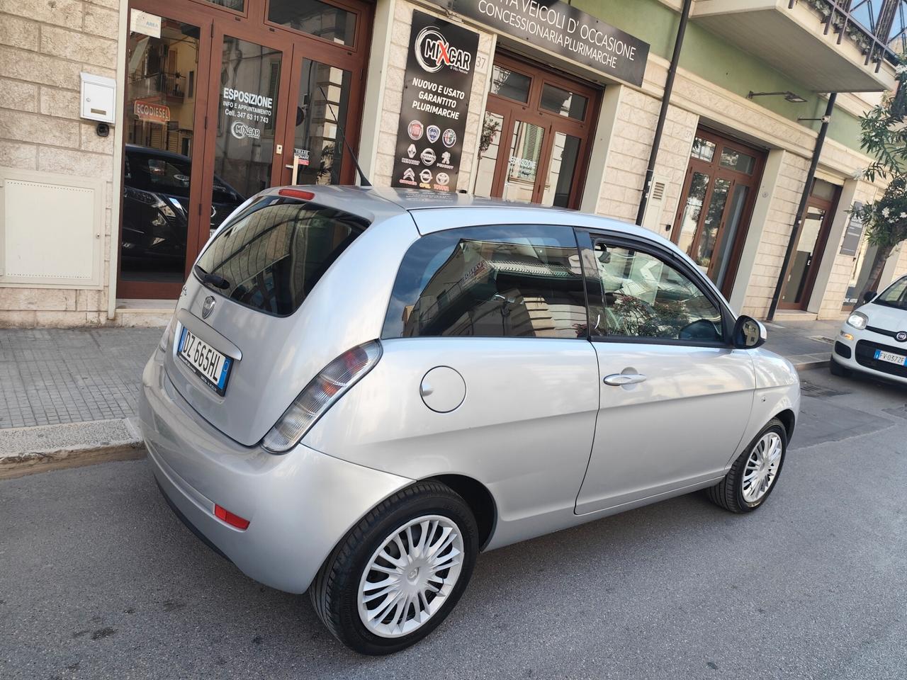 Lancia Ypsilon 1.2 BENZINA 60CV
