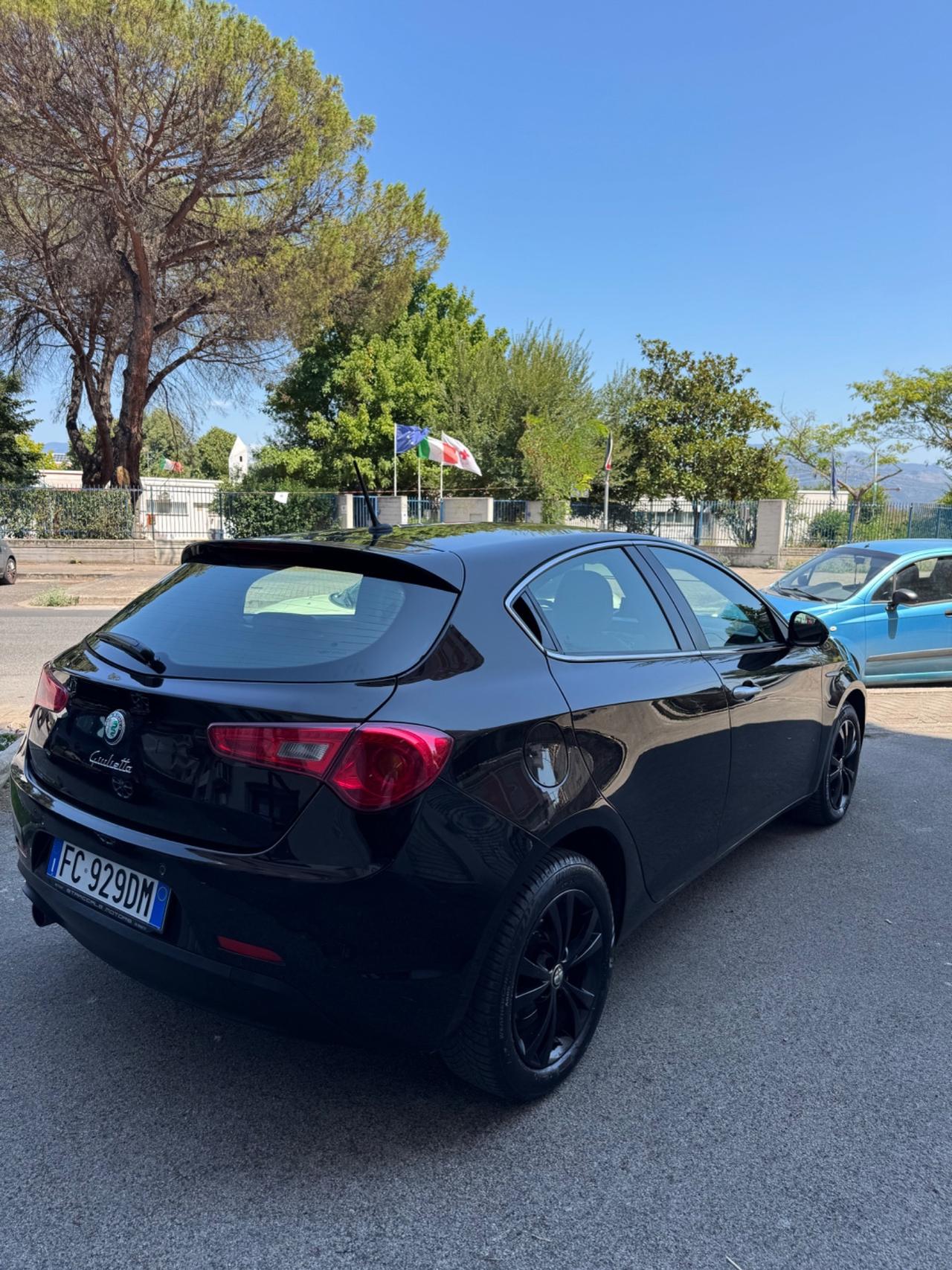 Alfa Romeo Giulietta 1.6 JTDm 105 CV Allestimento Exclusive – Anno 2012